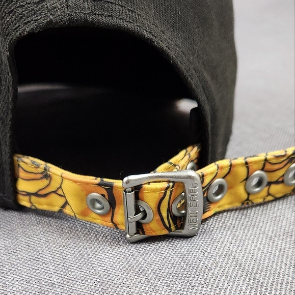 New Era × Los Angeles Lakers Floral Brim Adjustable Buckle Back Hat Med/ Large - Picture 6 of 9